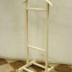 920 1065 VALET STAND